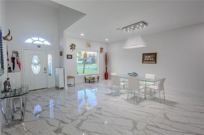 Image No.9-4 Bed House for sale