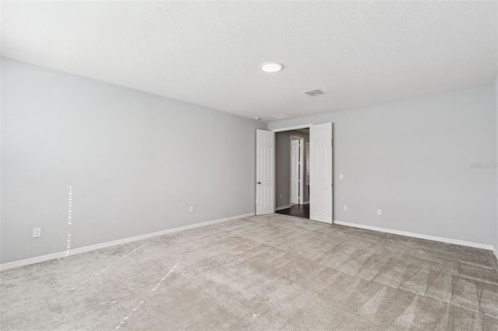 Image No.22-5 Bed House for sale