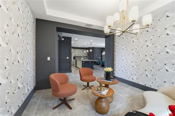 Image No.14-5 Bed House for sale