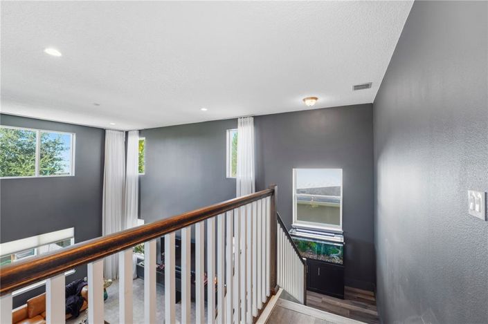 Image No.27-5 Bed House for sale