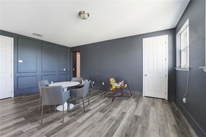 Image No.28-5 Bed House for sale