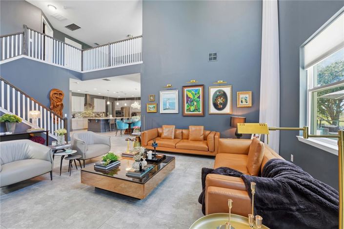 Image No.3-5 Bed House for sale