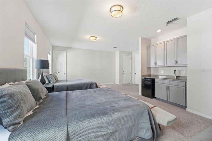 Image No.36-5 Bed House for sale