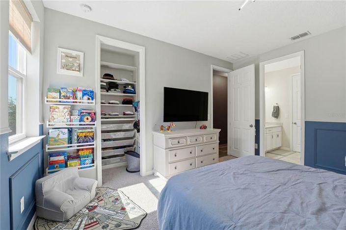 Image No.43-5 Bed House for sale