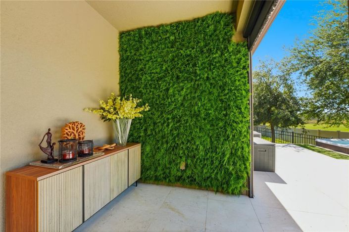 Image No.55-5 Bed House for sale