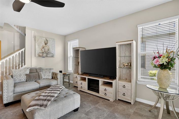 Image No.6-4 Bed House for sale