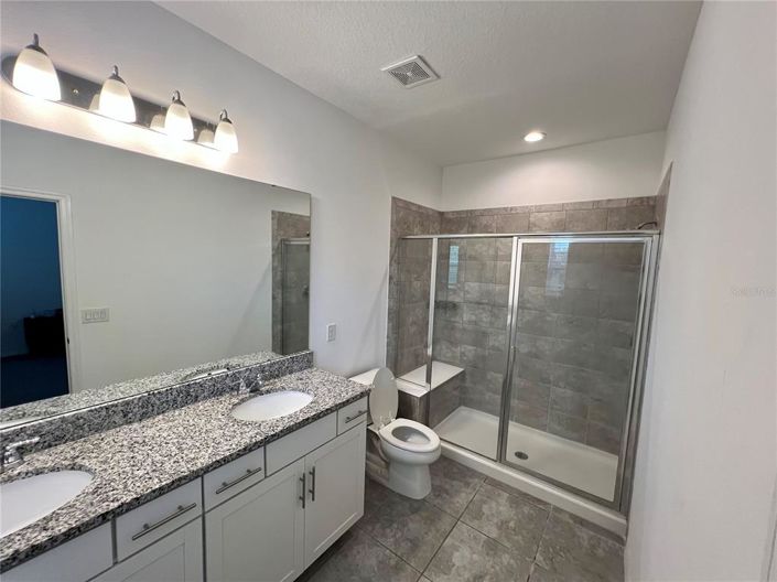 Image No.16-3 Bed Townhouse for sale