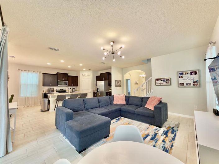 Image No.12-4 Bed House for sale