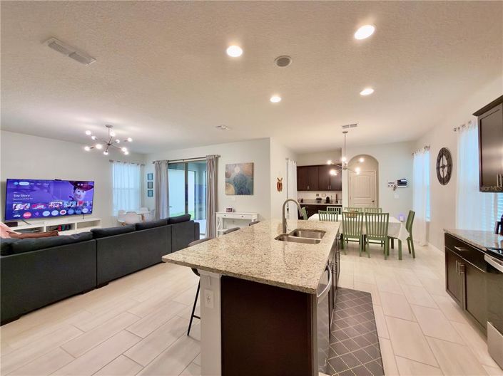 Image No.5-4 Bed House for sale