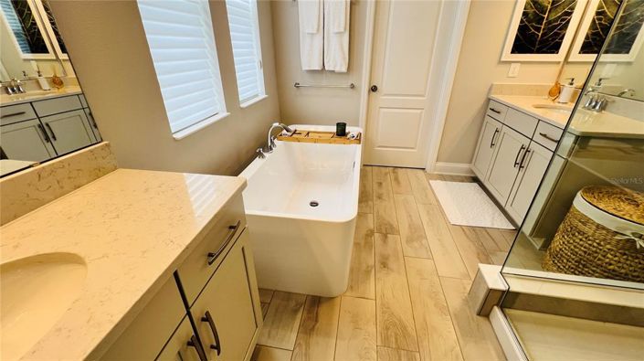 Image No.44-4 Bed House for sale