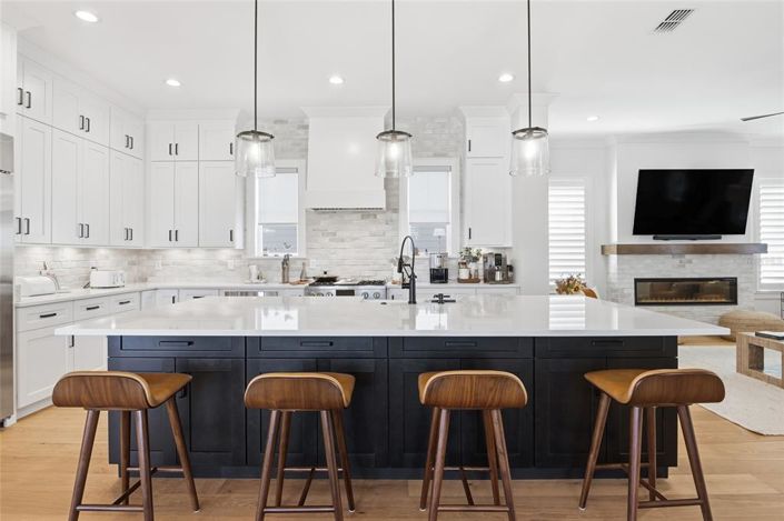 Image No.10-6 Bed House for sale