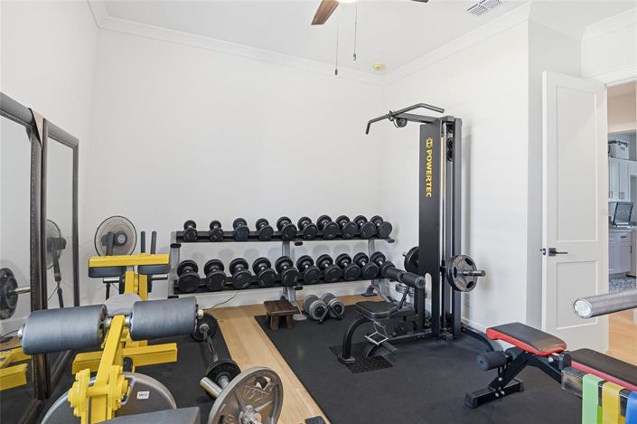 Image No.27-6 Bed House for sale