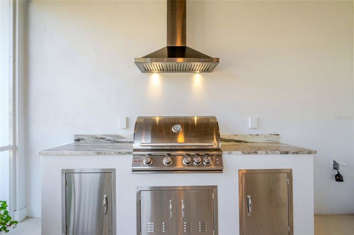 Image No.45-6 Bed House for sale