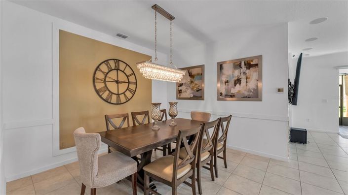 Image No.10-4 Bed House for sale