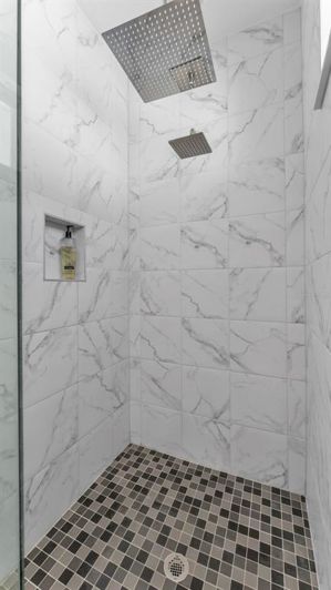 Image No.16-4 Bed House for sale