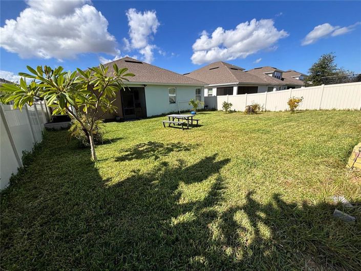 Image No.28-4 Bed House for sale