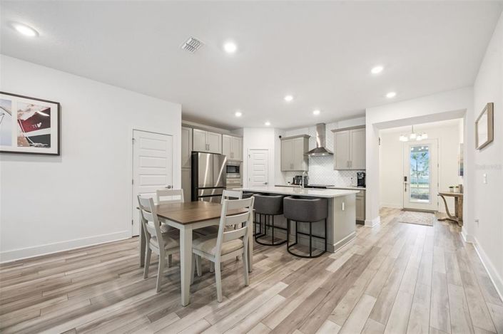 Image No.14-3 Bed Townhouse for sale