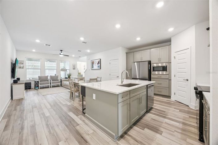 Image No.16-3 Bed Townhouse for sale