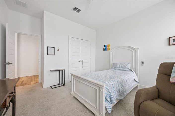 Image No.29-3 Bed Townhouse for sale