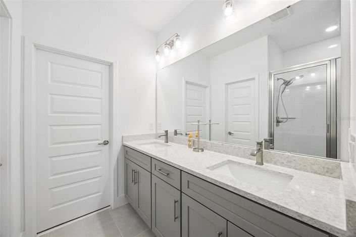 Image No.32-3 Bed Townhouse for sale