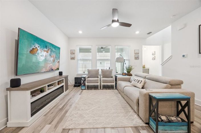 Image No.9-3 Bed Townhouse for sale