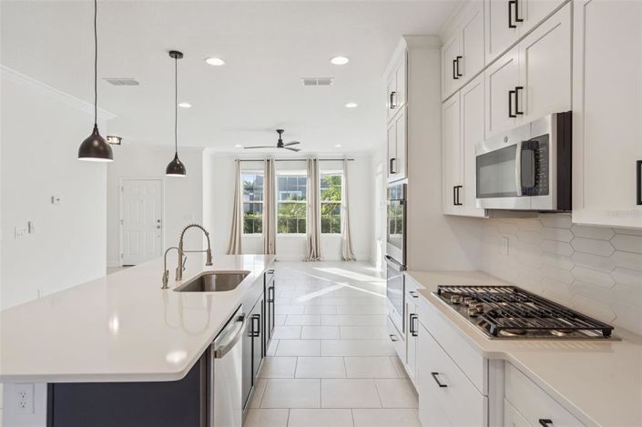 Image No.10-3 Bed House for sale