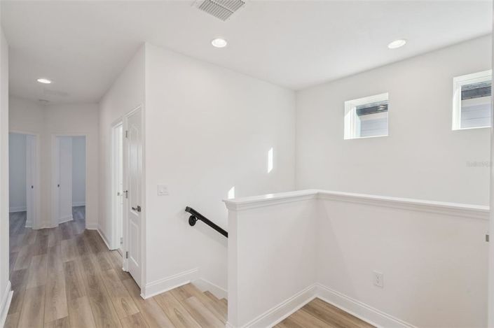 Image No.16-3 Bed House for sale