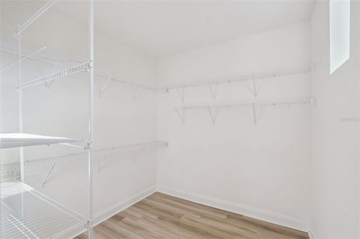 Image No.19-3 Bed House for sale