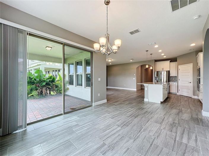 Image No.3-Maison de 4 chambres à vendre à Saint John