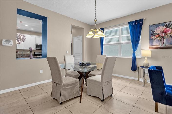 Image No.7-5 Bed House for sale