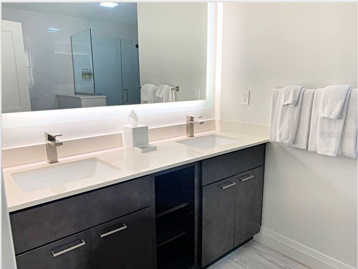 Image No.15-3 Bed Apartment for sale