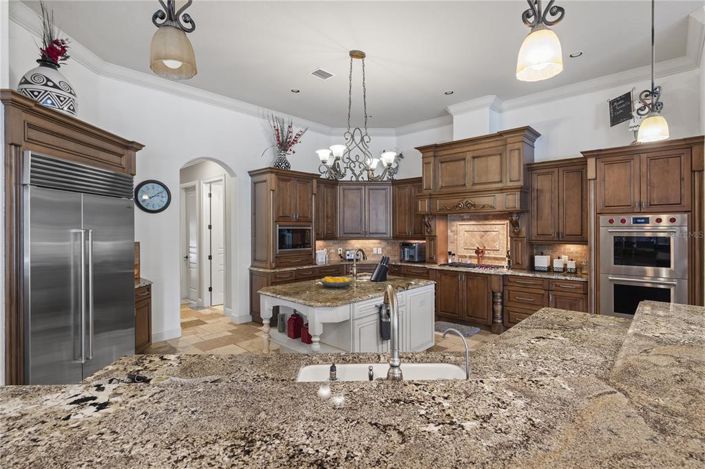 Image No.14-5 Bed House for sale