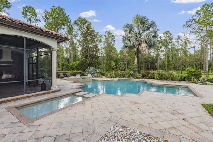 Image No.40-5 Bed House for sale