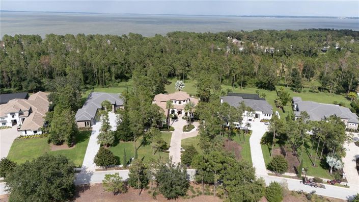 Image No.44-5 Bed House for sale