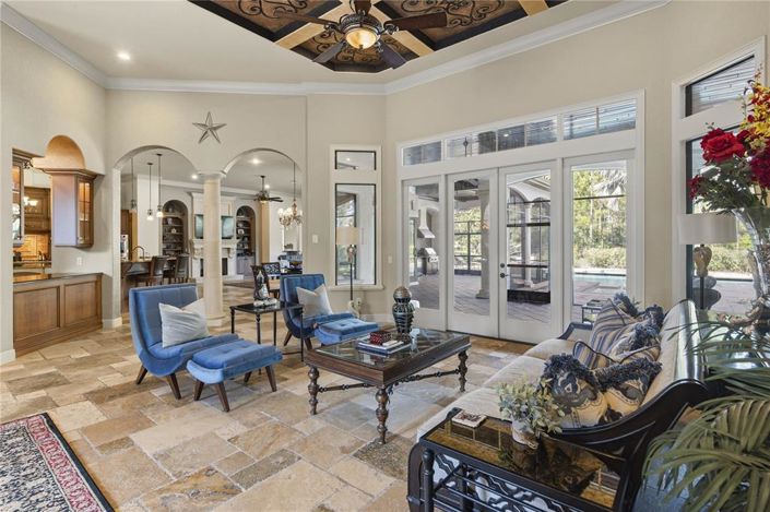 Image No.5-5 Bed House for sale