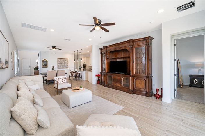 Image No.6-Maison de 5 chambres à vendre à Saint John