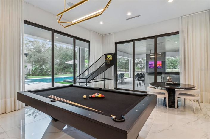 Image No.13-6 Bed House for sale