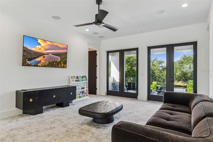 Image No.29-6 Bed House for sale