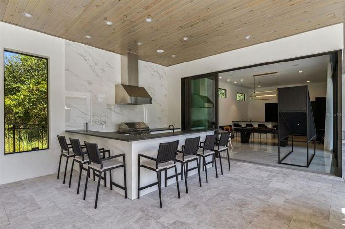 Image No.43-6 Bed House for sale