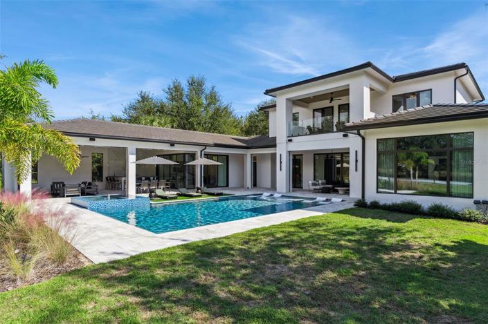 Image No.50-6 Bed House for sale