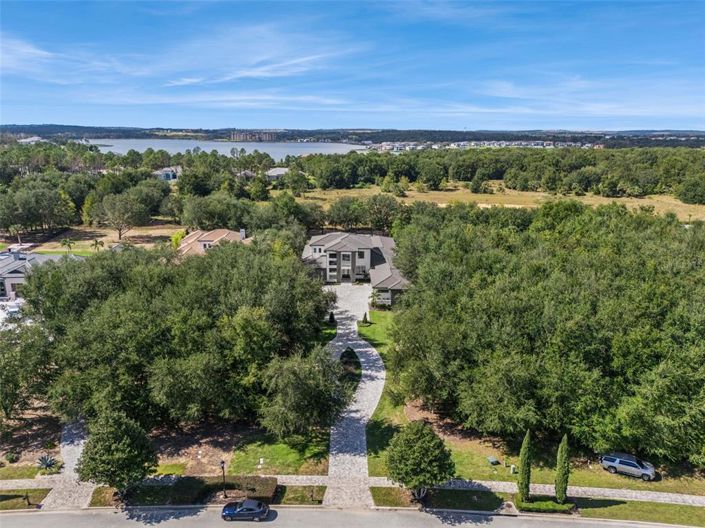 Image No.55-6 Bed House for sale