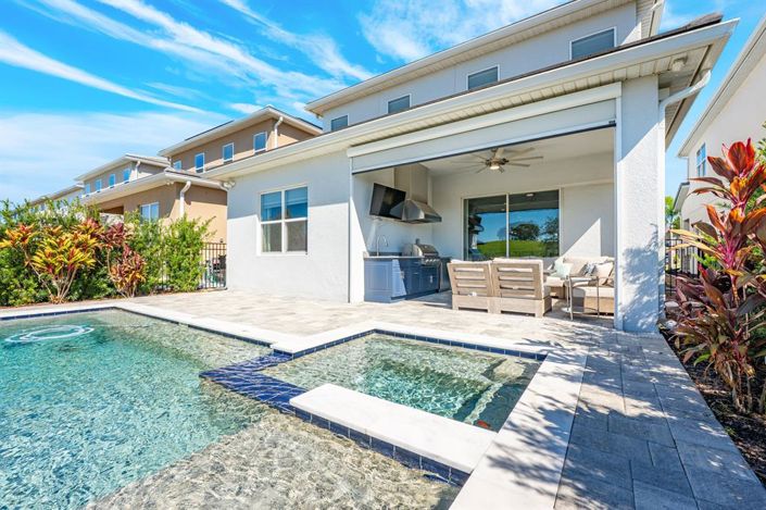 Image No.2-5 Bed House for sale