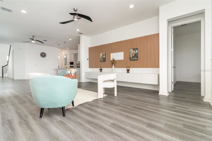 Image No.15-5 Bed House for sale