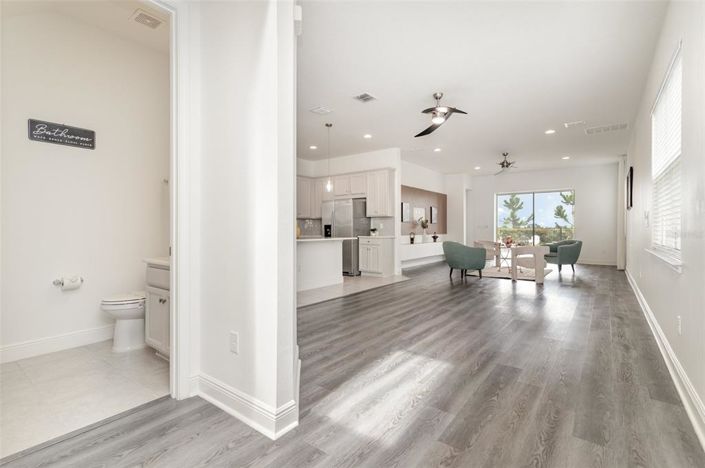 Image No.20-5 Bed House for sale