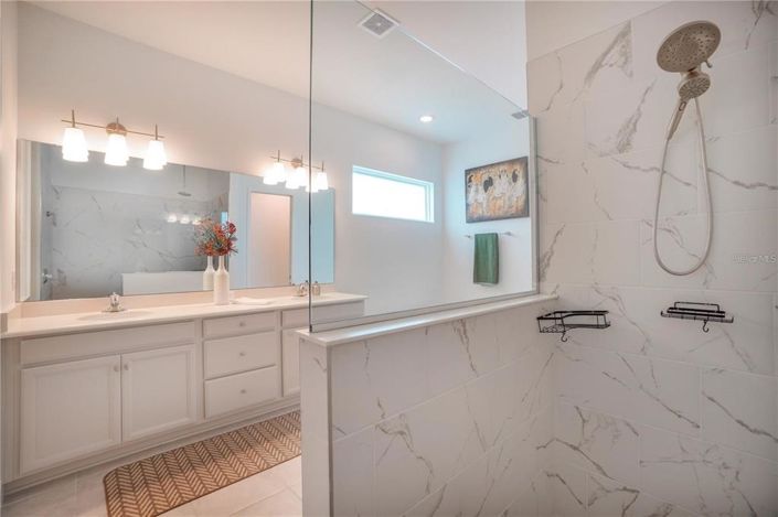 Image No.25-5 Bed House for sale