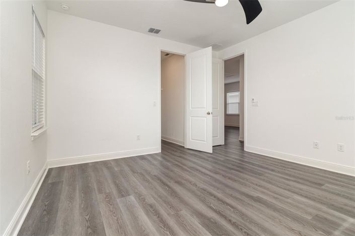 Image No.34-5 Bed House for sale