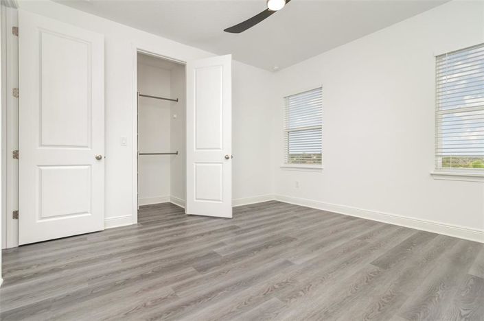 Image No.39-5 Bed House for sale