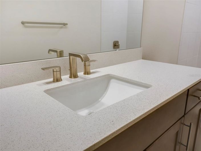 Image No.45-5 Bed House for sale