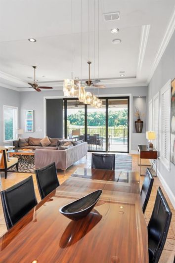 Image No.20-5 Bed House for sale