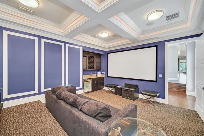 Image No.31-5 Bed House for sale